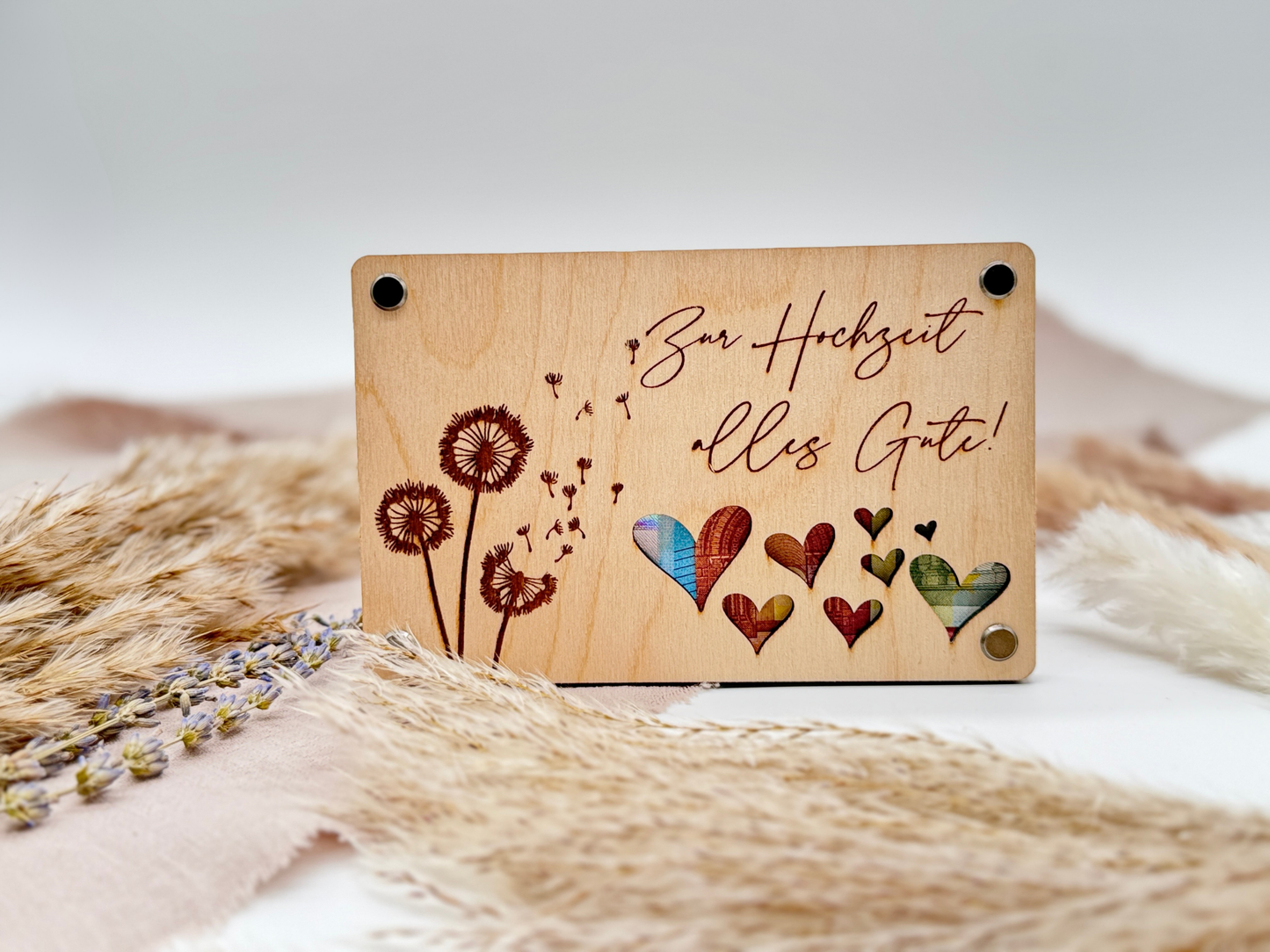 Geldgeschenk „Herzen & Pusteblume“ – Romantisches Hochzeitsgeschenk aus Holz